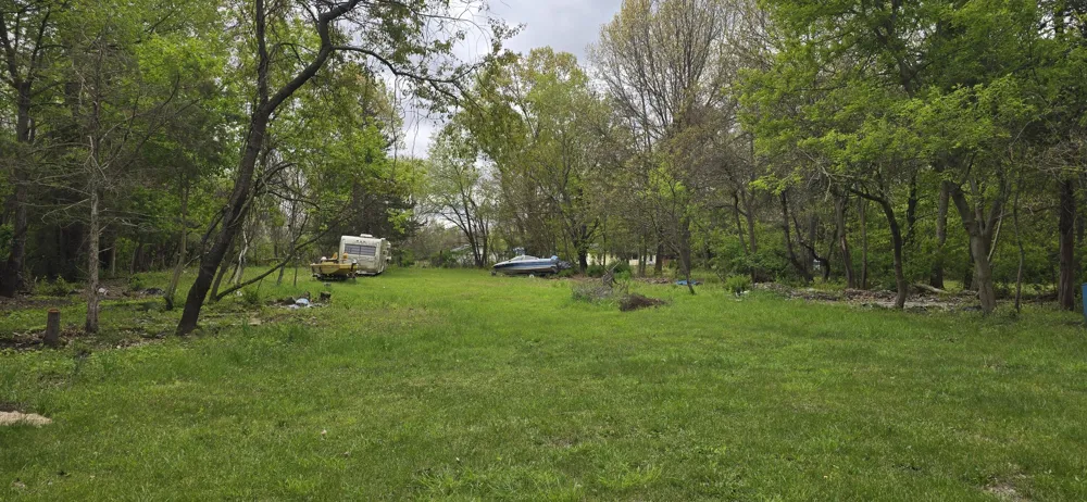 17881 S River Road Three Rivers, MI 49093