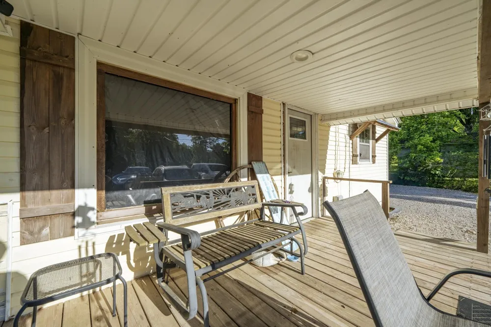730 CRAVENS DR Savannah, TN 38372
