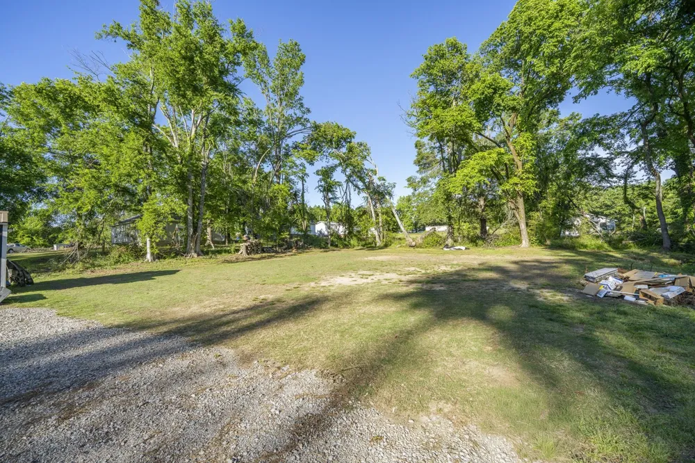 730 CRAVENS DR Savannah, TN 38372