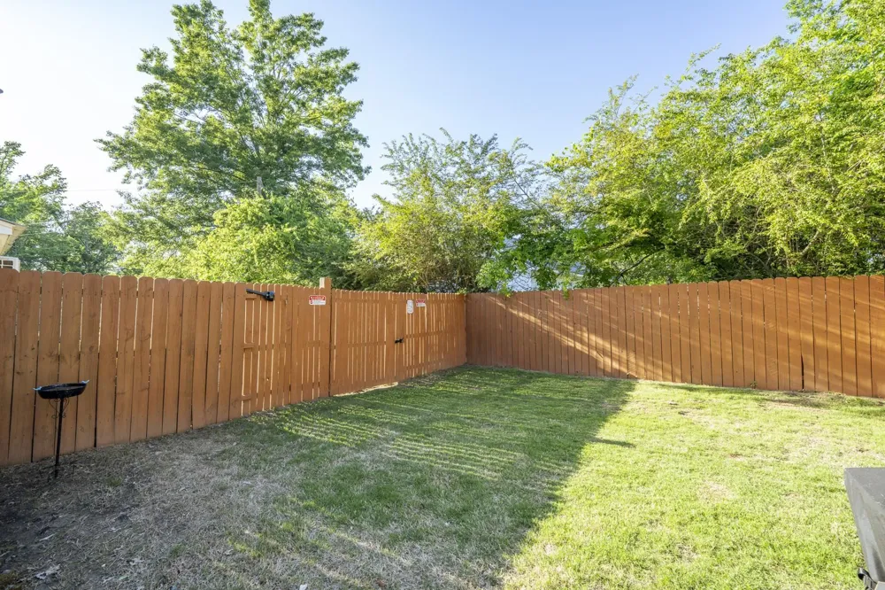 730 CRAVENS DR Savannah, TN 38372