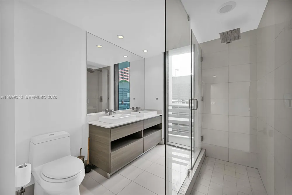 460 NE 28th St #601 Miami, FL 33137