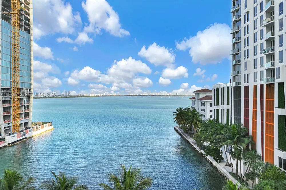 460 NE 28th St #601 Miami, FL 33137