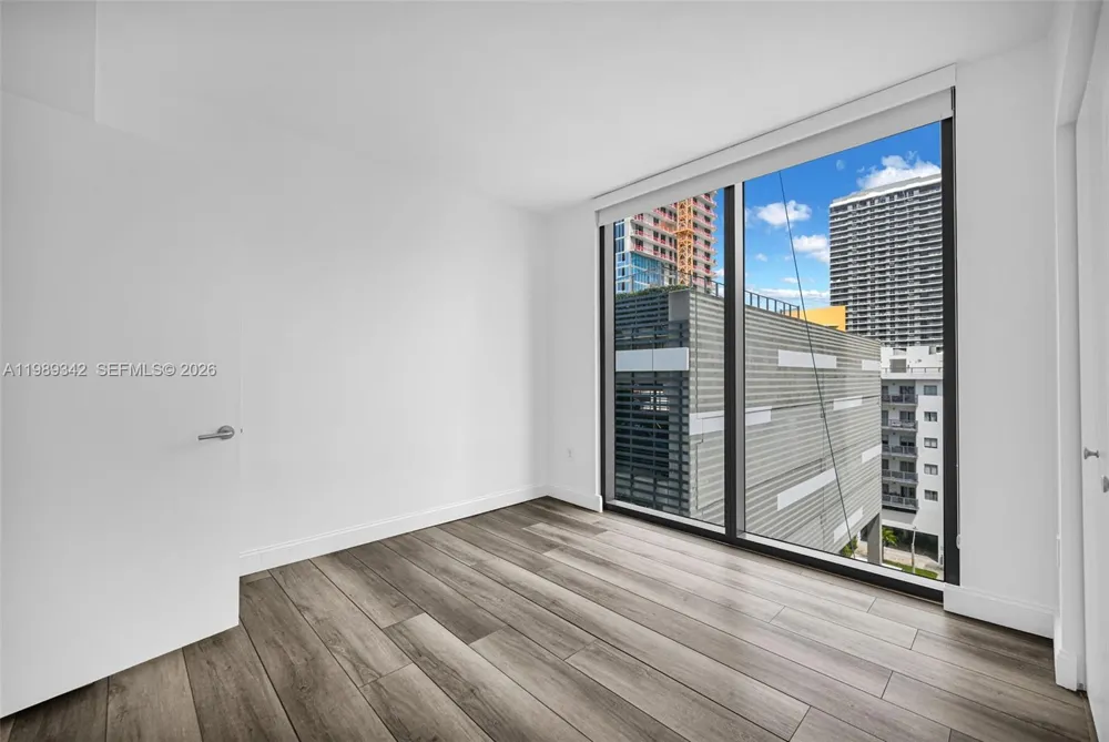 460 NE 28th St #601 Miami, FL 33137