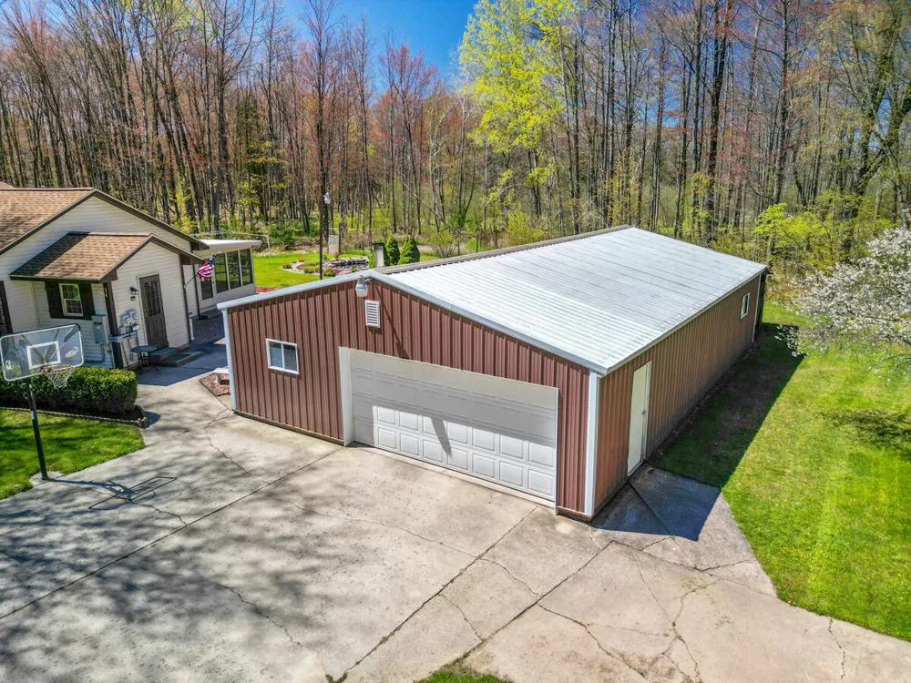 10343 Walnut Avenue Home Township, MI 49309