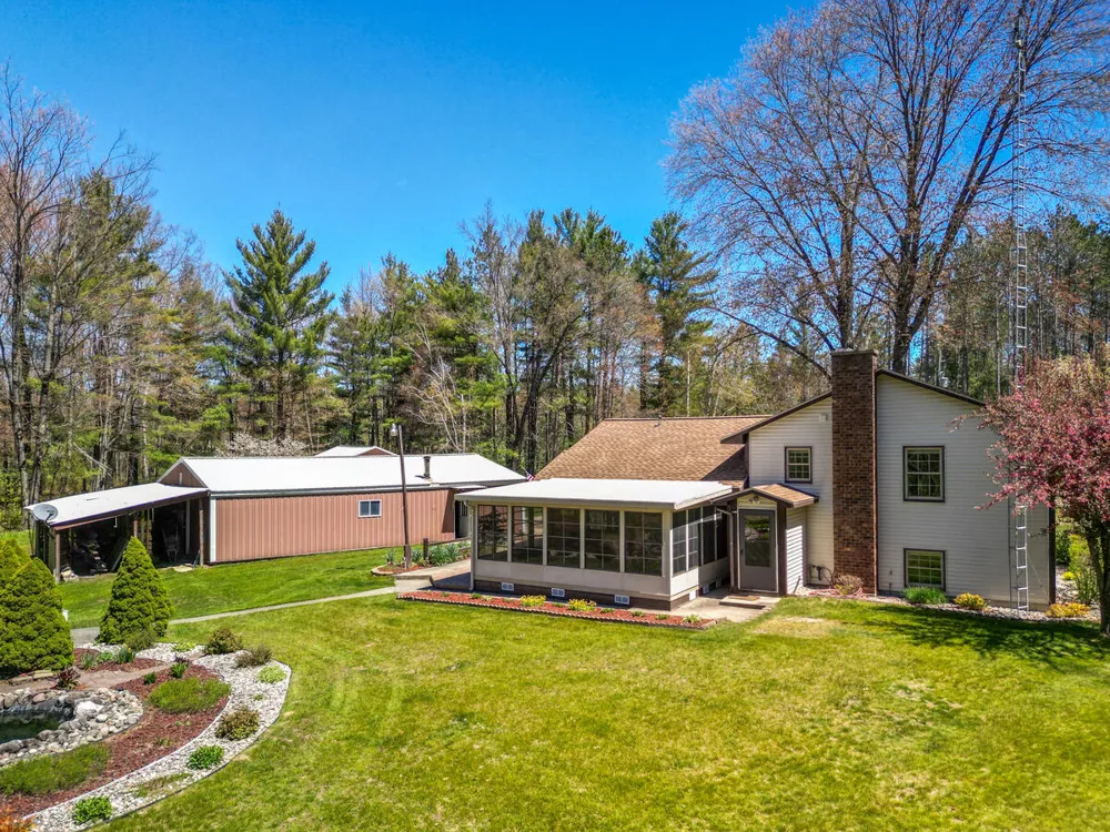 10343 Walnut Avenue Home Township, MI 49309