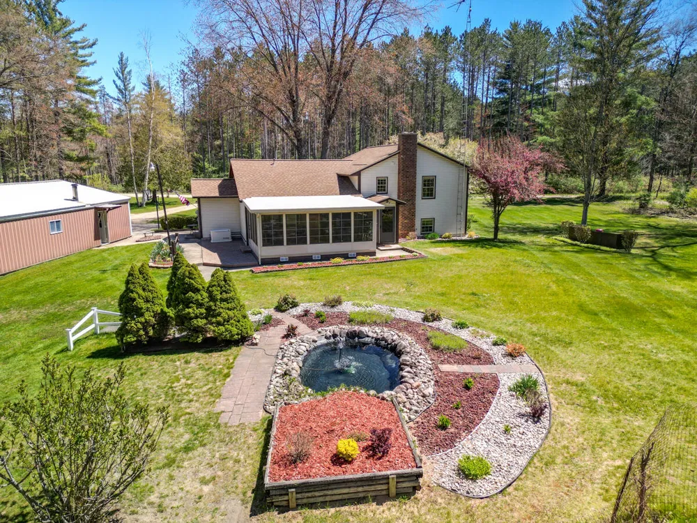 10343 Walnut Avenue Home Township, MI 49309