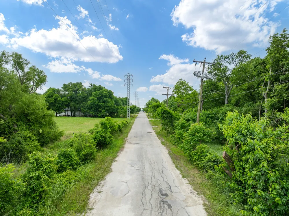 S Davis Street Hillsboro, TX 76645
