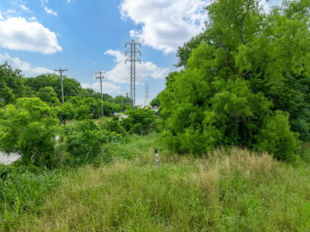 S Davis Street Hillsboro, TX 76645