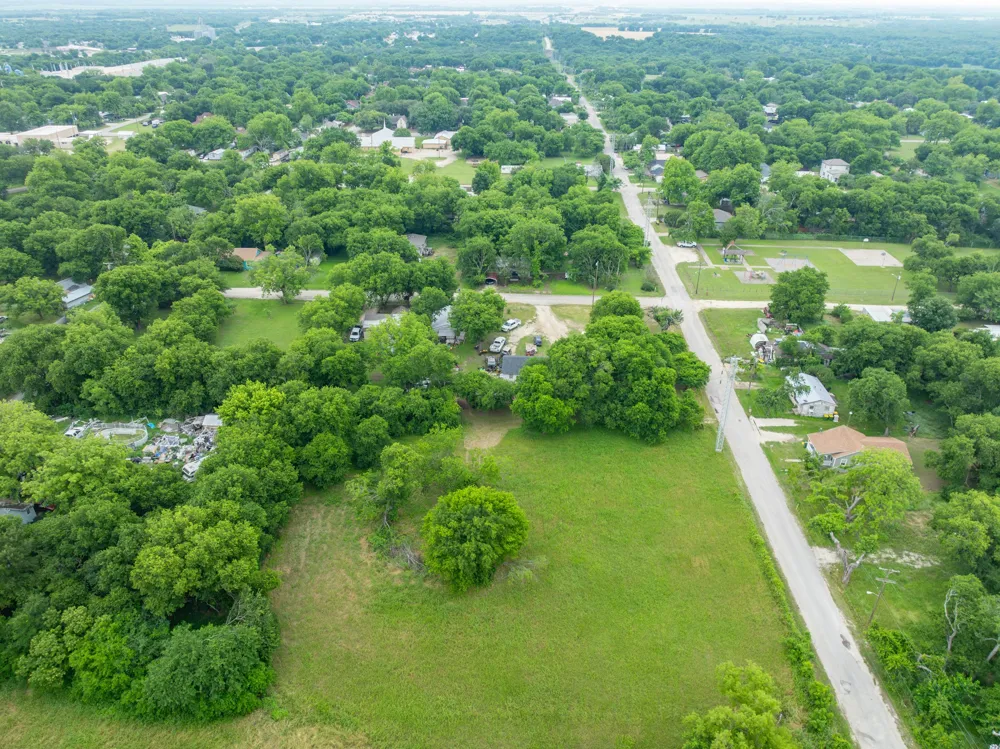 S Davis Street Hillsboro, TX 76645