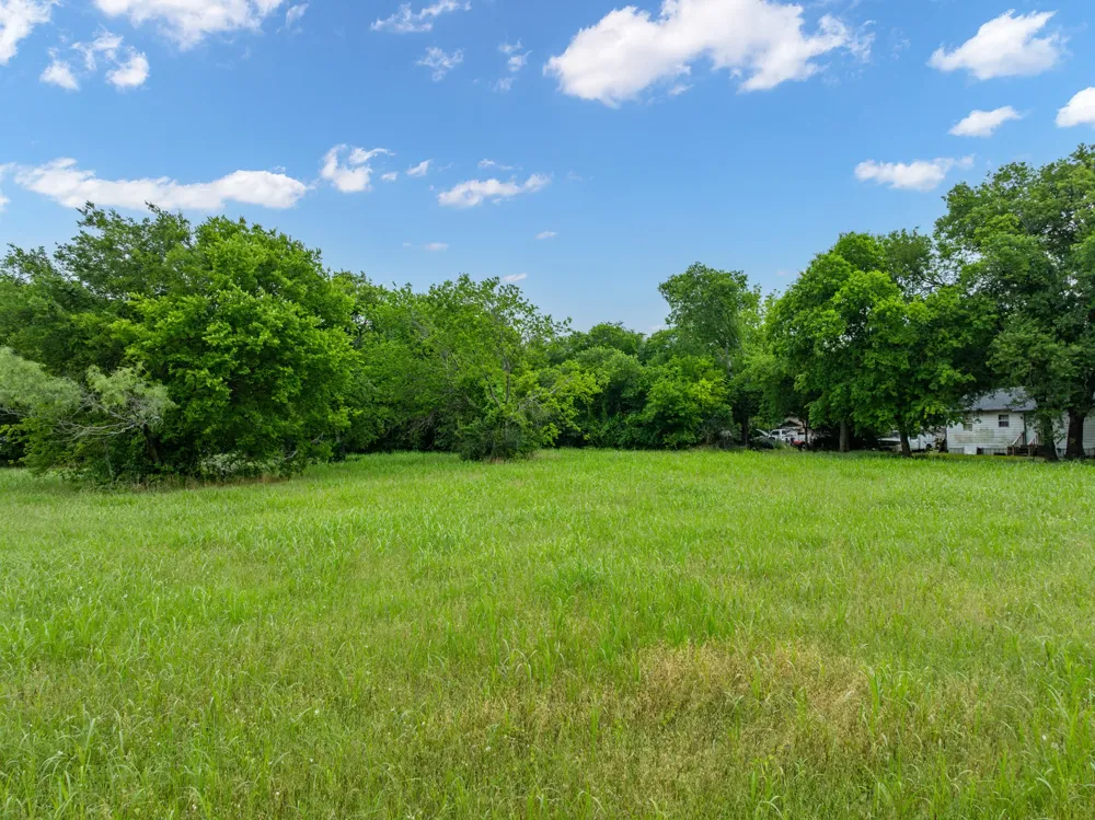 S Davis Street Hillsboro, TX 76645