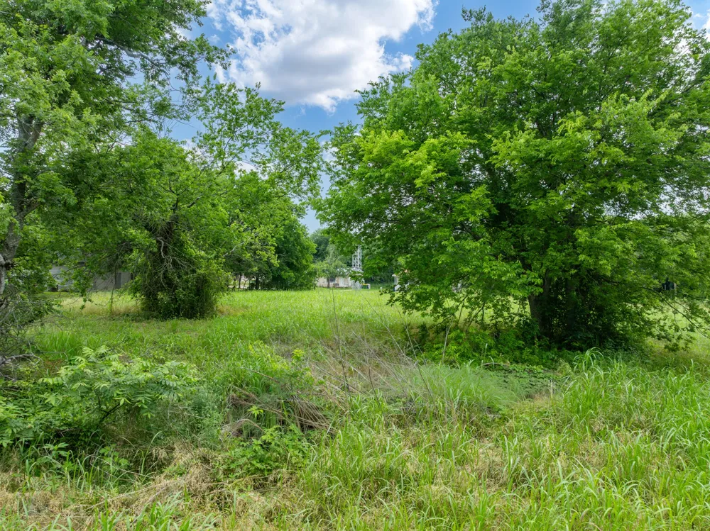 S Davis Street Hillsboro, TX 76645