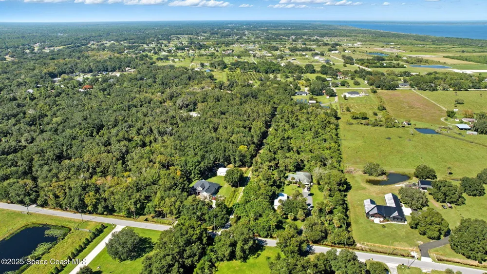 4110 Hampton Lane Mims, FL 32754