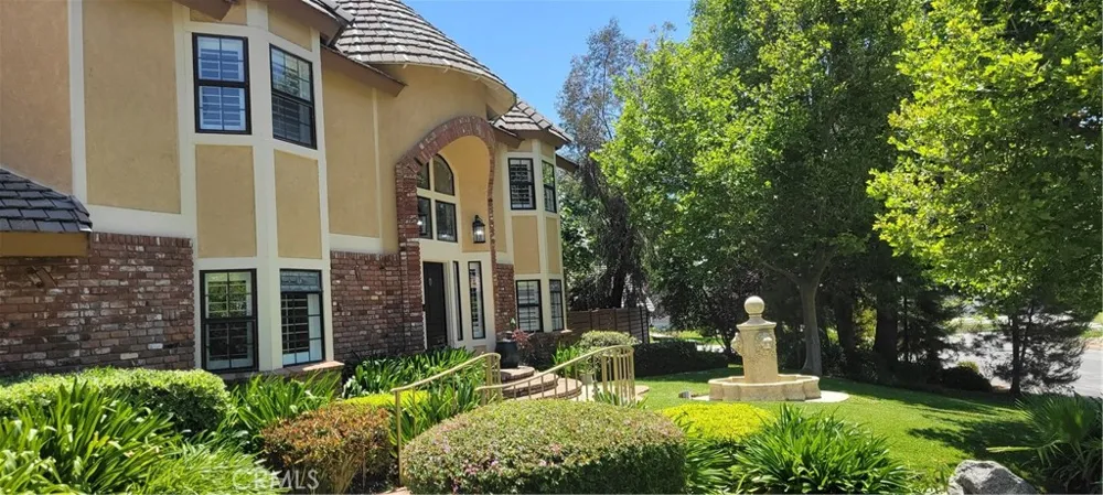 11051 Estacia Yucaipa, CA 92399