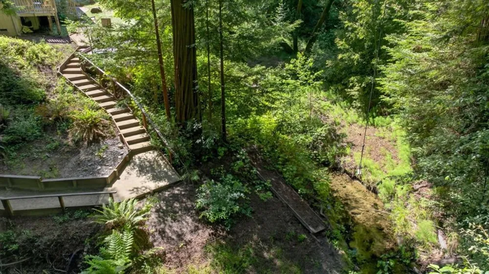450 Vine Hill Road Santa Cruz, CA 95065