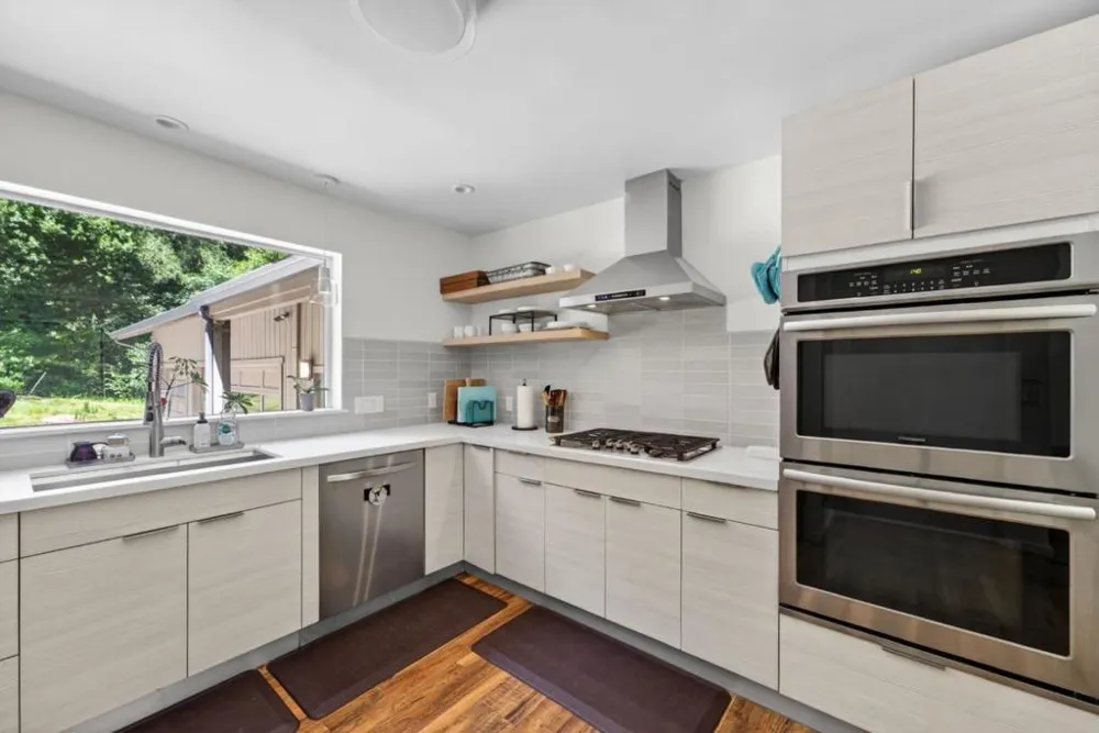 450 Vine Hill Road Santa Cruz, CA 95065