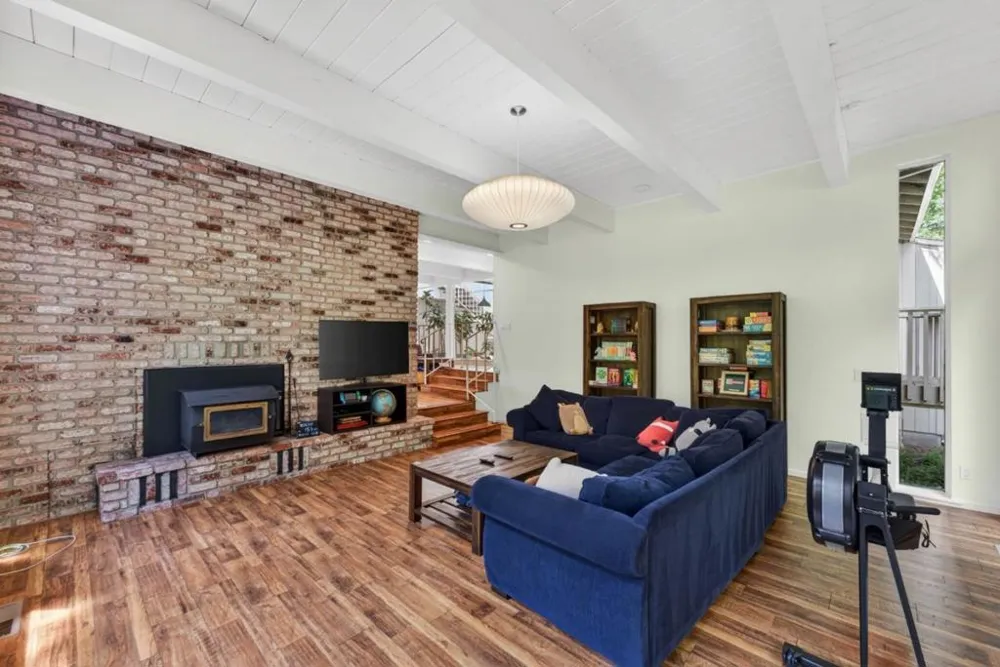 450 Vine Hill Road Santa Cruz, CA 95065