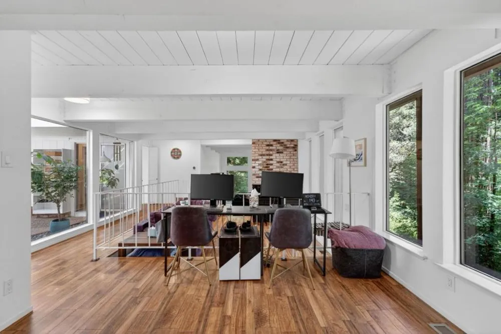 450 Vine Hill Road Santa Cruz, CA 95065