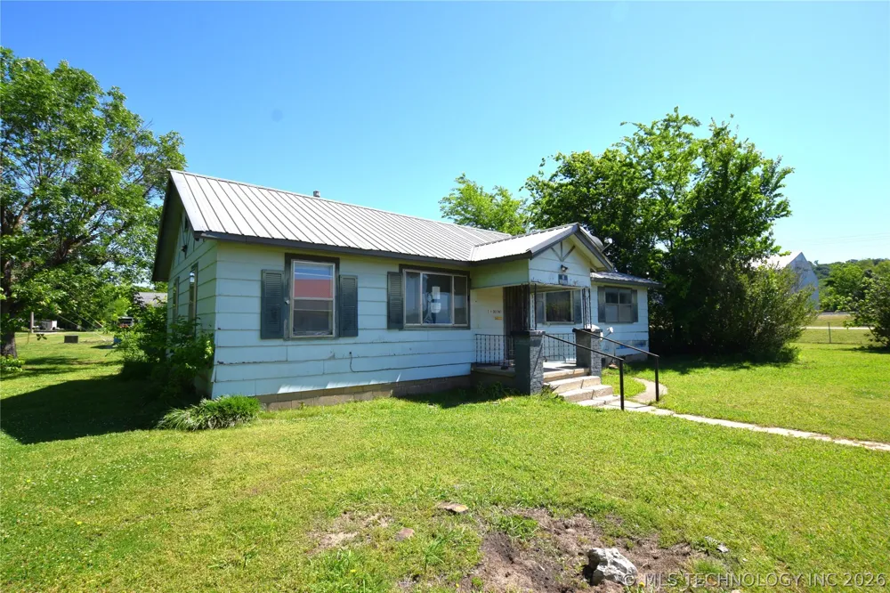 13 W Chestnut Street Stilwell, OK 74960
