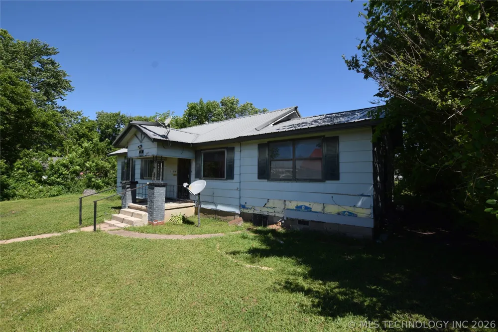 13 W Chestnut Street Stilwell, OK 74960