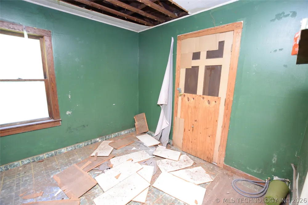 13 W Chestnut Street Stilwell, OK 74960