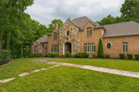 911 New England Road