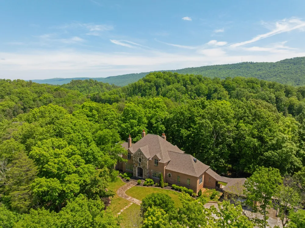 911 New England Road Wildwood, GA 30757