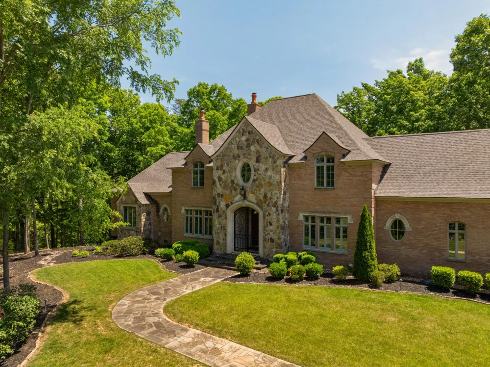 911 New England Road Wildwood, GA 30757