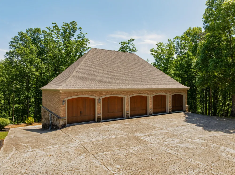 911 New England Road Wildwood, GA 30757