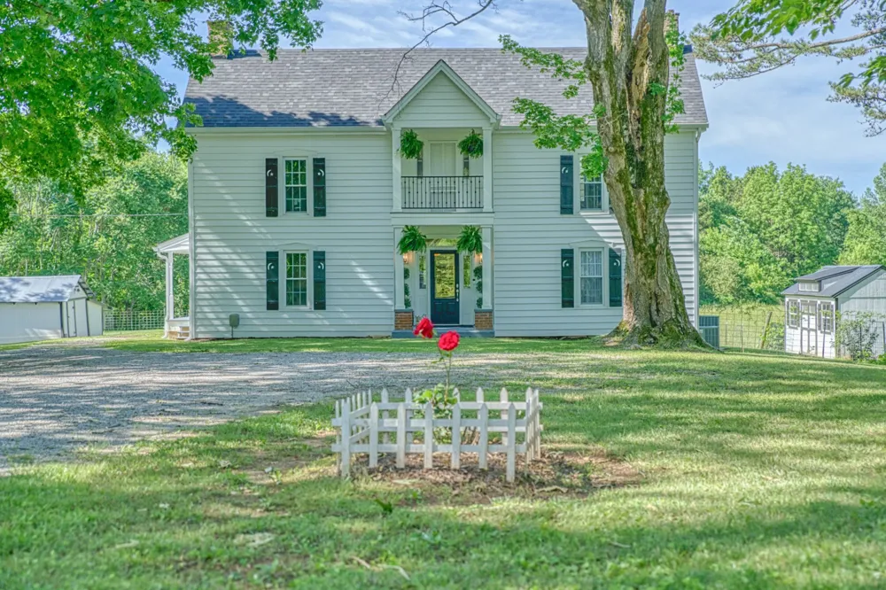 427 Frank Sims Rd Sparta, TN 38583