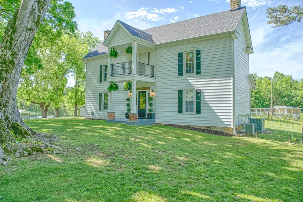 427 Frank Sims Rd Sparta, TN 38583
