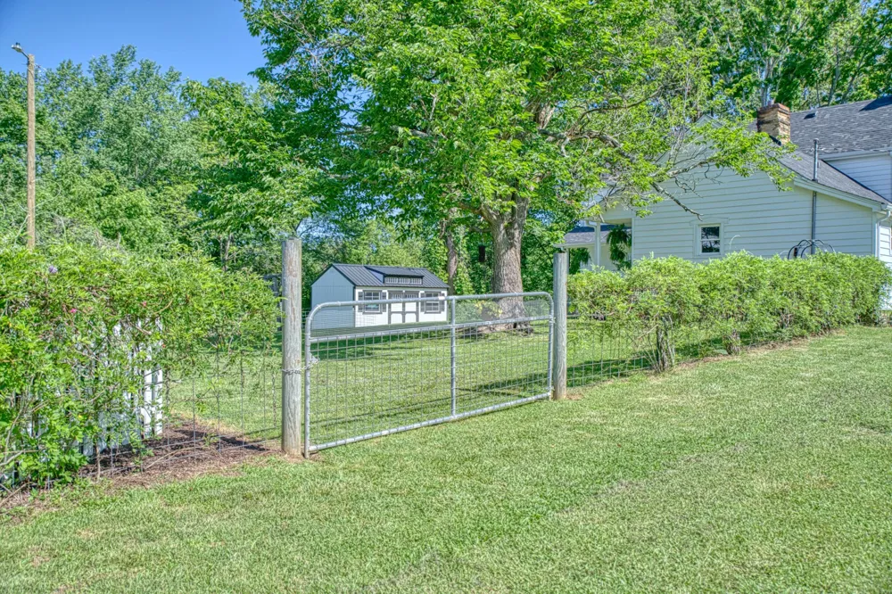 427 Frank Sims Rd Sparta, TN 38583