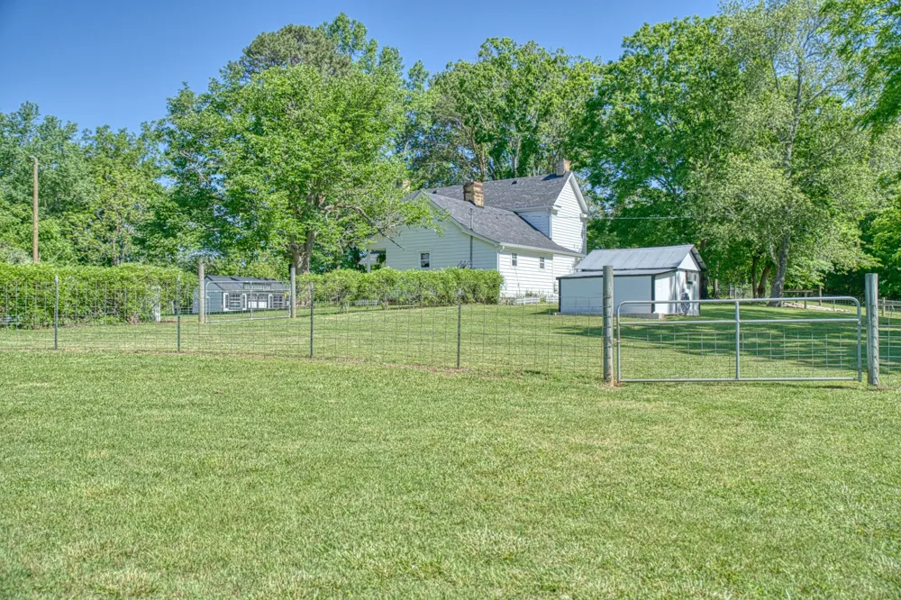 427 Frank Sims Rd Sparta, TN 38583