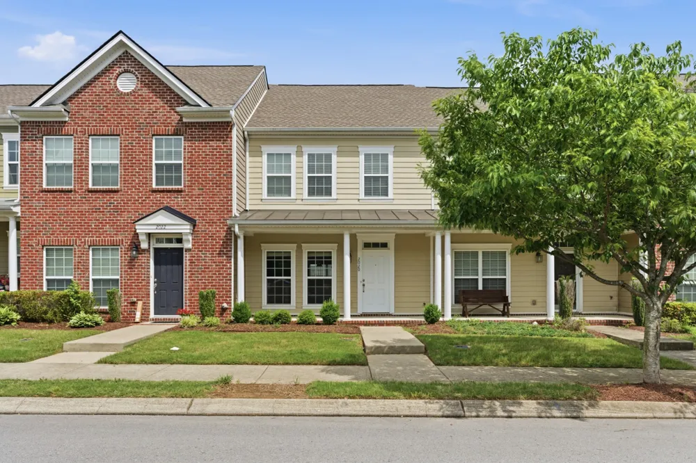 2020 Hemlock Dr Spring Hill, TN 37174