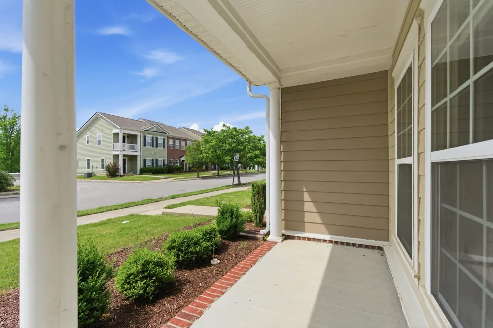 2020 Hemlock Dr Spring Hill, TN 37174
