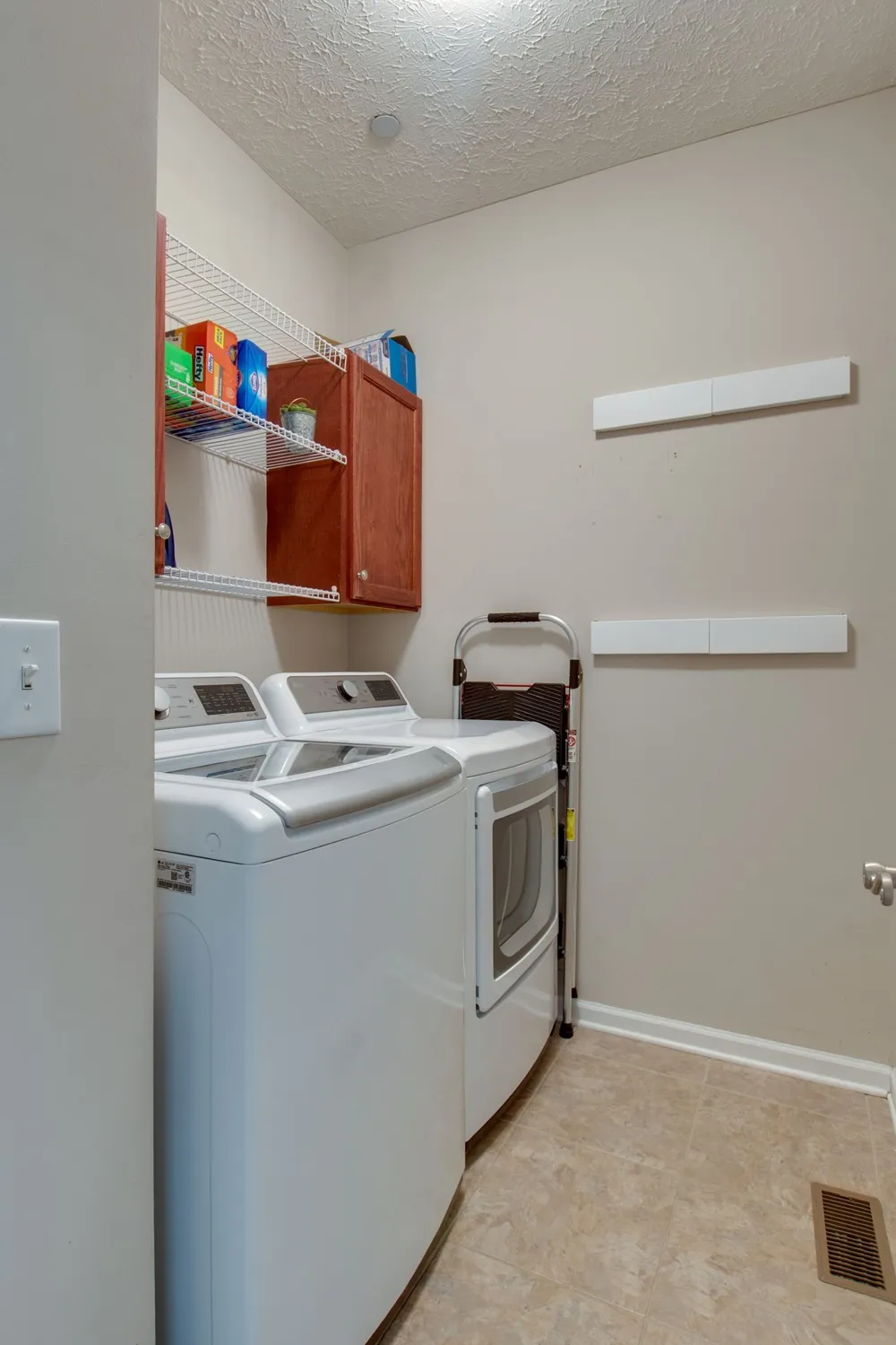 1025 Park Run Dr Franklin, TN 37067