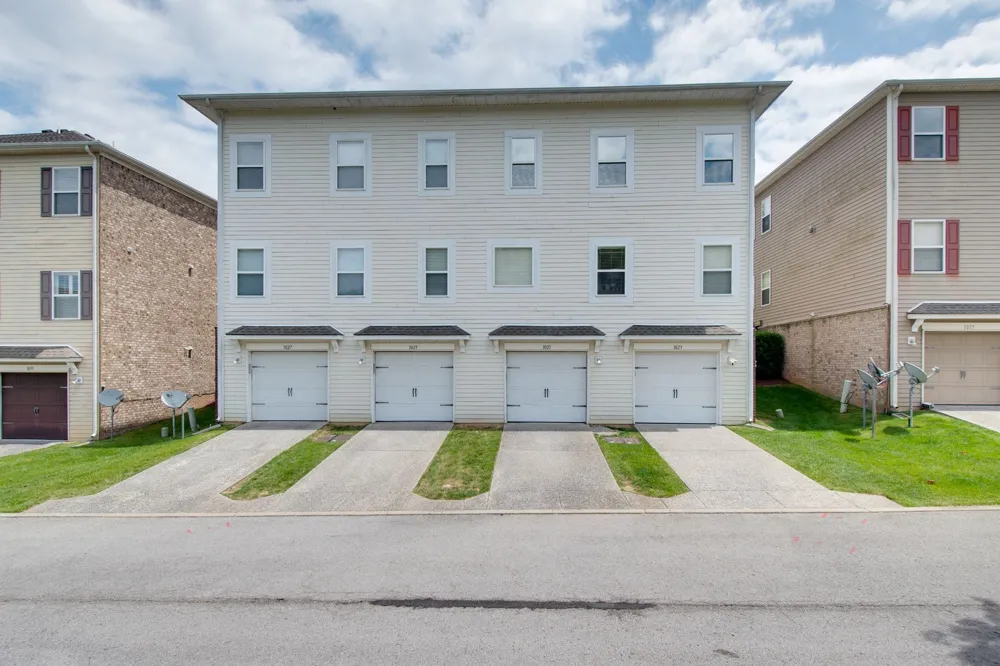 1025 Park Run Dr Franklin, TN 37067