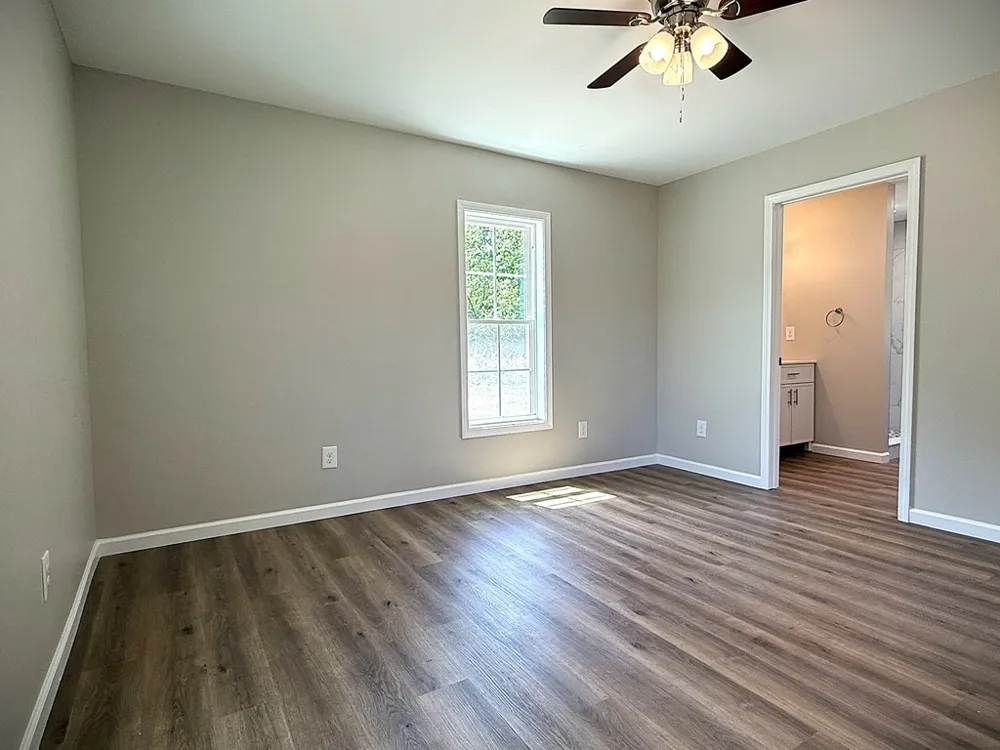 246 Ralph Spivey ln Gainesboro, TN 38562
