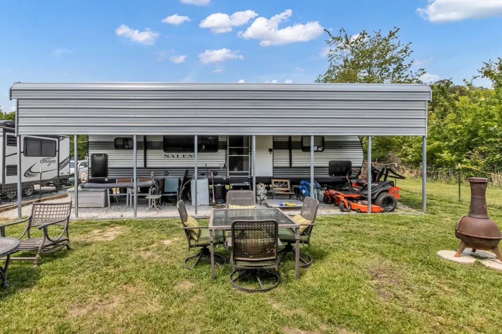 200 Swann Rd Manchester, TN 37355