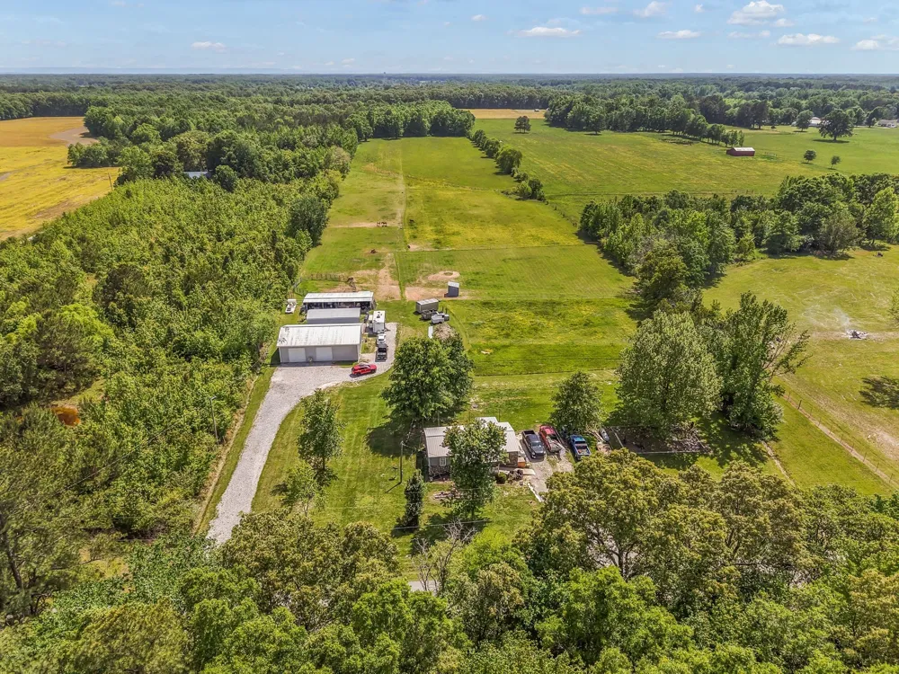 200 Swann Rd Manchester, TN 37355