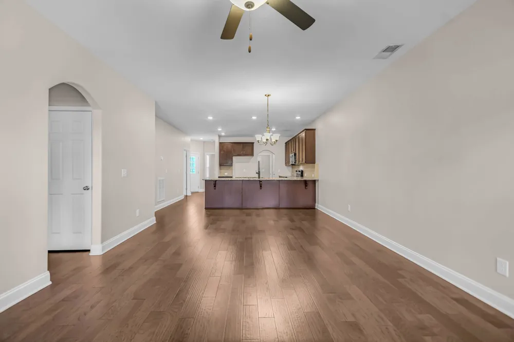 304 Eli Xing Lebanon, TN 37087