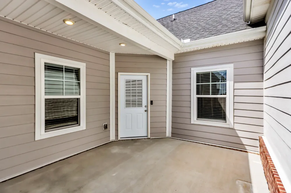 304 Eli Xing Lebanon, TN 37087