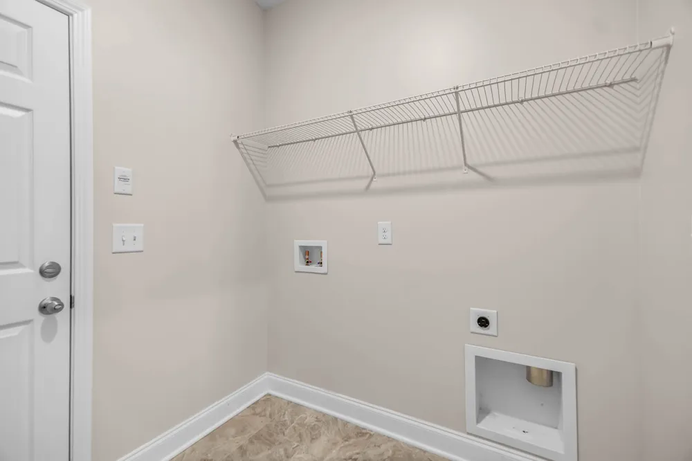 304 Eli Xing Lebanon, TN 37087