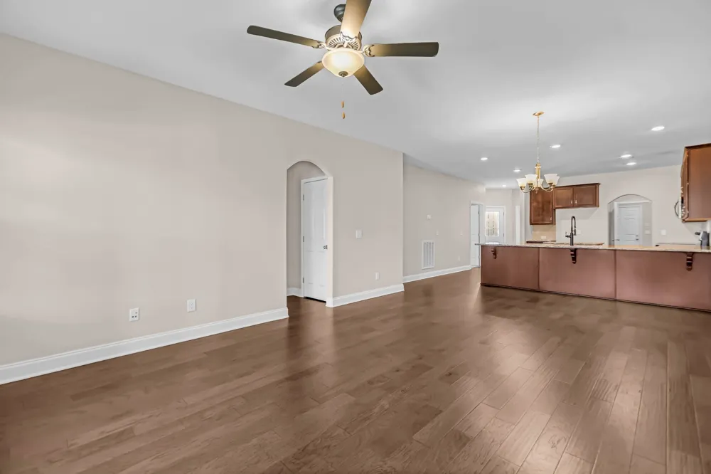 304 Eli Xing Lebanon, TN 37087