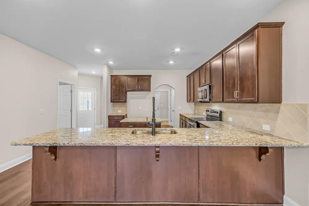 304 Eli Xing Lebanon, TN 37087