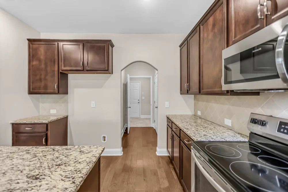 304 Eli Xing Lebanon, TN 37087