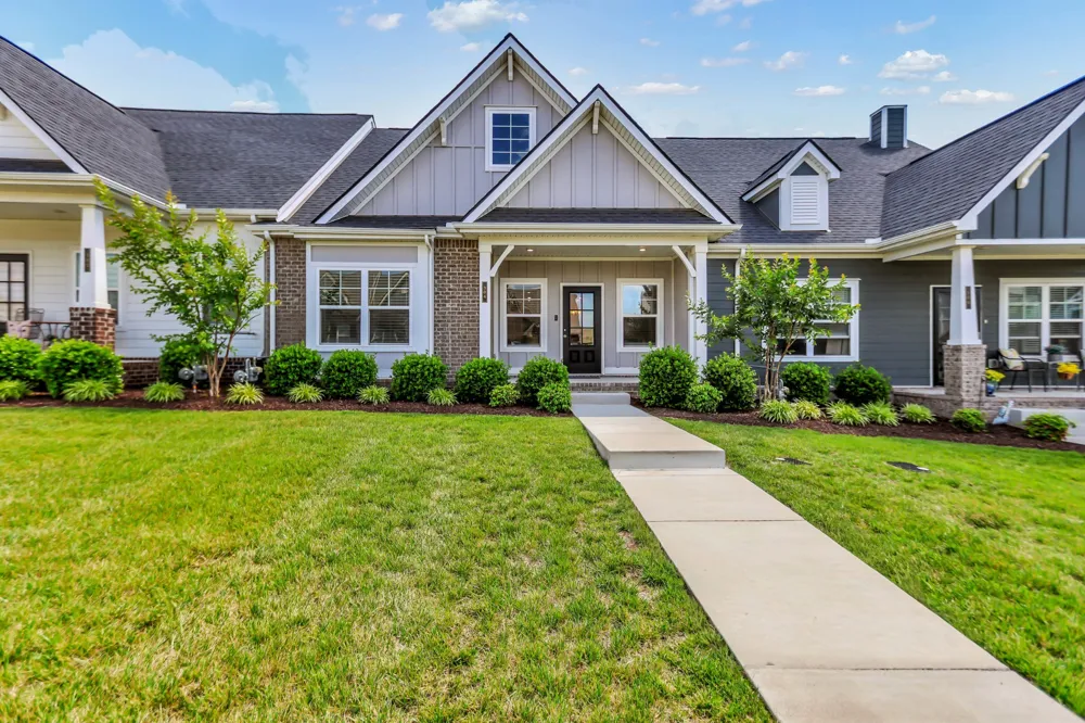 304 Eli Xing Lebanon, TN 37087