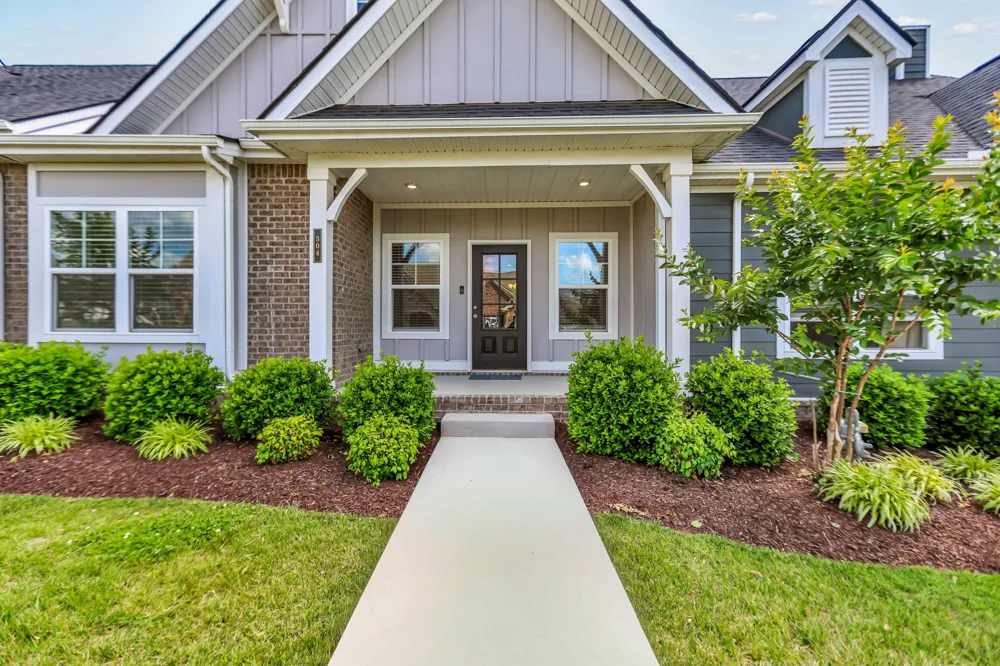 304 Eli Xing Lebanon, TN 37087
