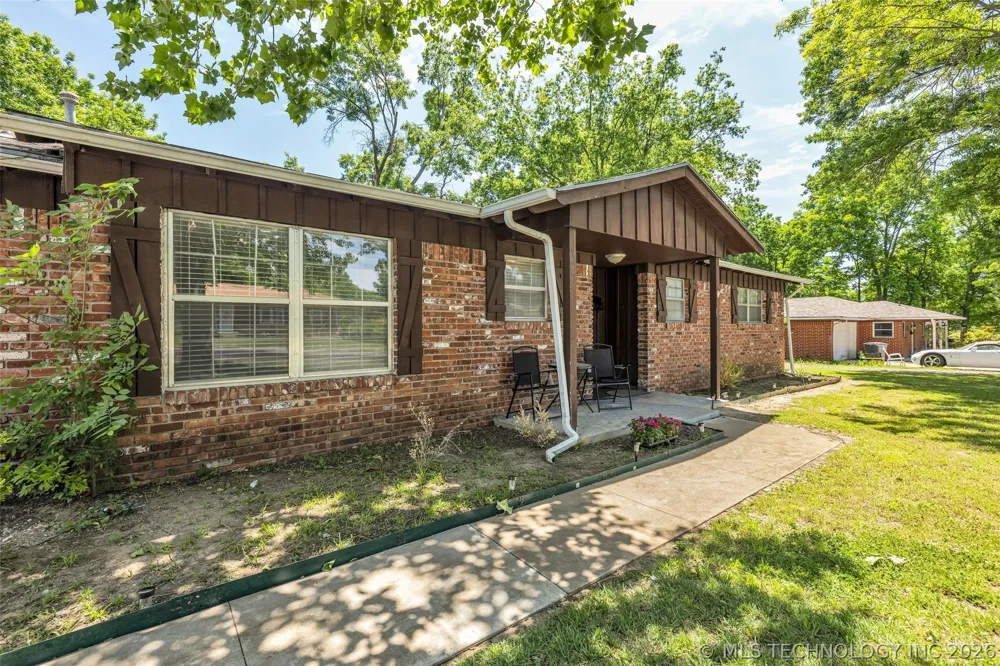 1331 S 76th EastAvenue Tulsa, OK 74112