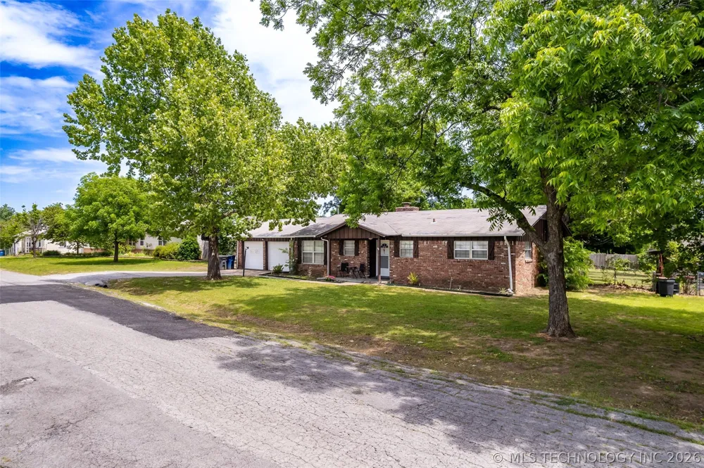 1331 S 76th EastAvenue Tulsa, OK 74112