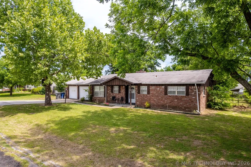 1331 S 76th EastAvenue Tulsa, OK 74112